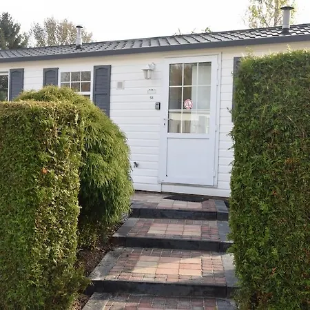 シャレー Heggemus オーイステルウェイク